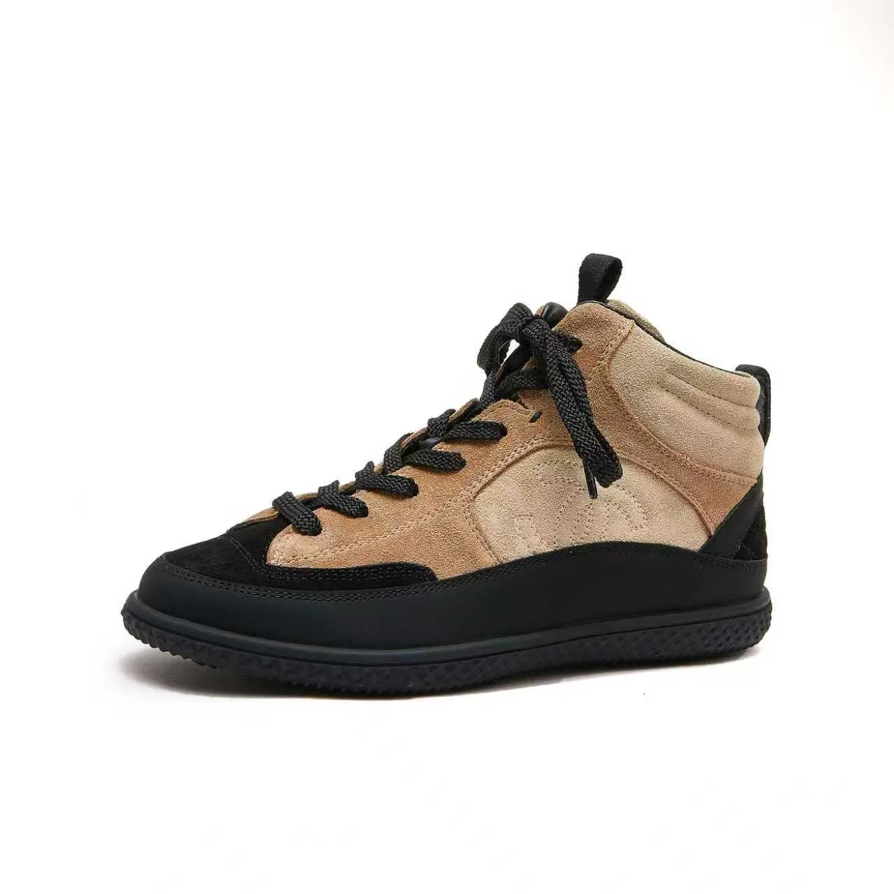 Men's men's shoes pP660! Chanel Chanel - 2025 counter top casual sneakers This classic design; the upper is electro-embroidered with a variety of techniques; the outsole is fashionable and sporty; the unusual inclusion of a variety of color matching elements... The diversified mix and match is very beautiful and versatile, casual, fashionable, sports and outdoor can be taken into account... ꫛꫀꪝ Go➫ Materials: ❶Upper is made of: original imported mercerized leather cow suede ❷Inner lining: original imported breathable sheepskin lining ❸Outsole is based on: original TPU combination outsole, full set of boutique packaging for women 35–41